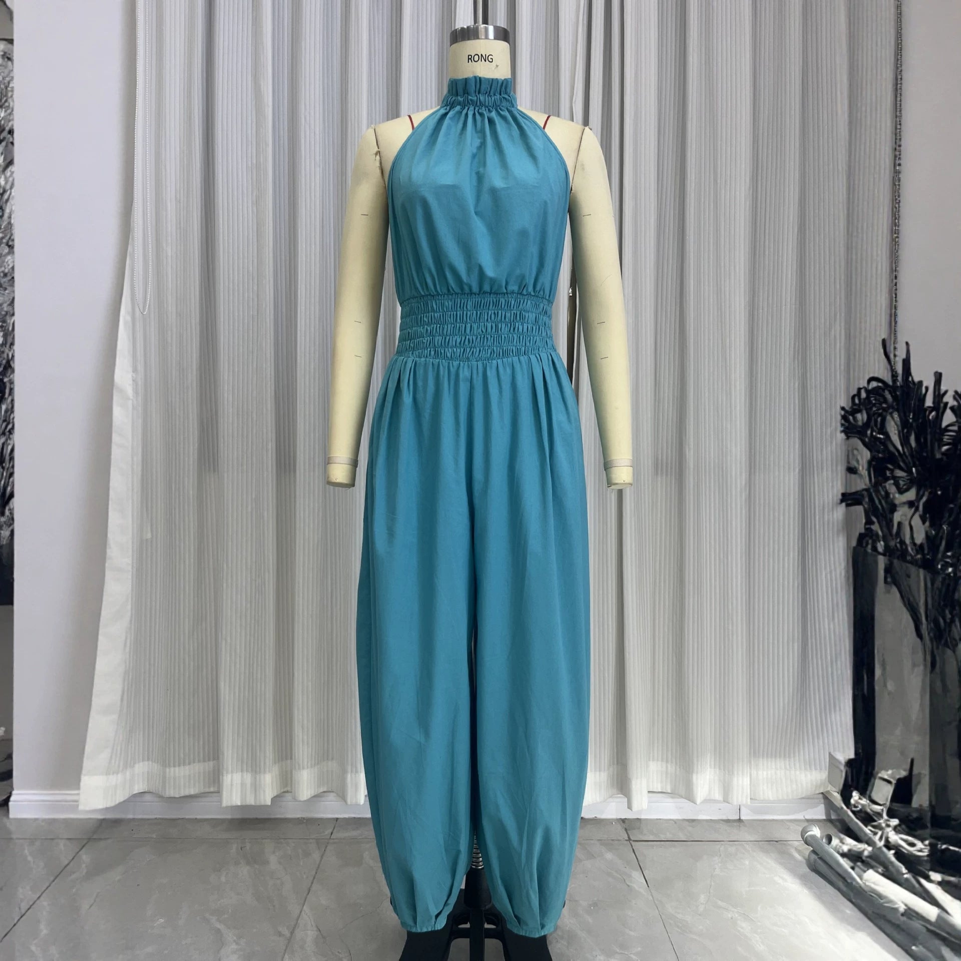 Halter Neck Jumpsuit – High-Waist Balloon-Leg Style