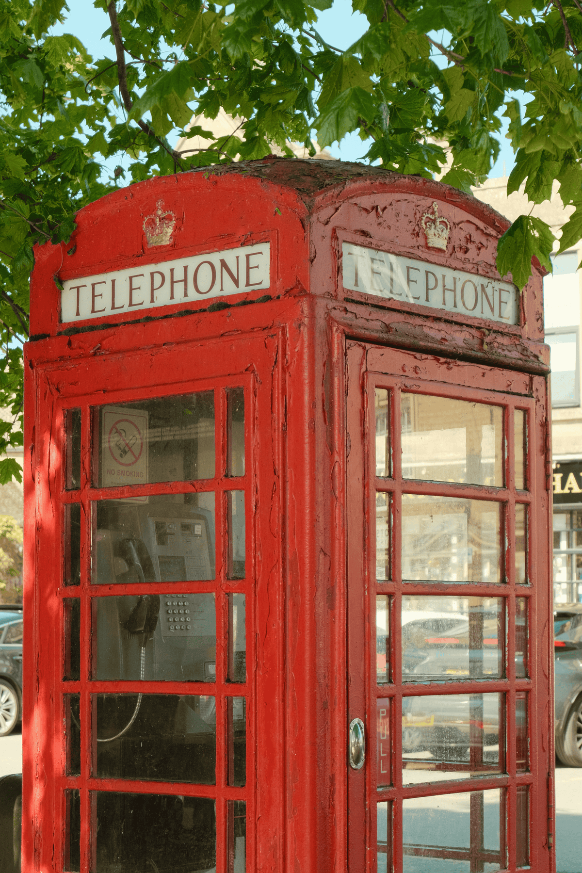 Phone Booth Necklace