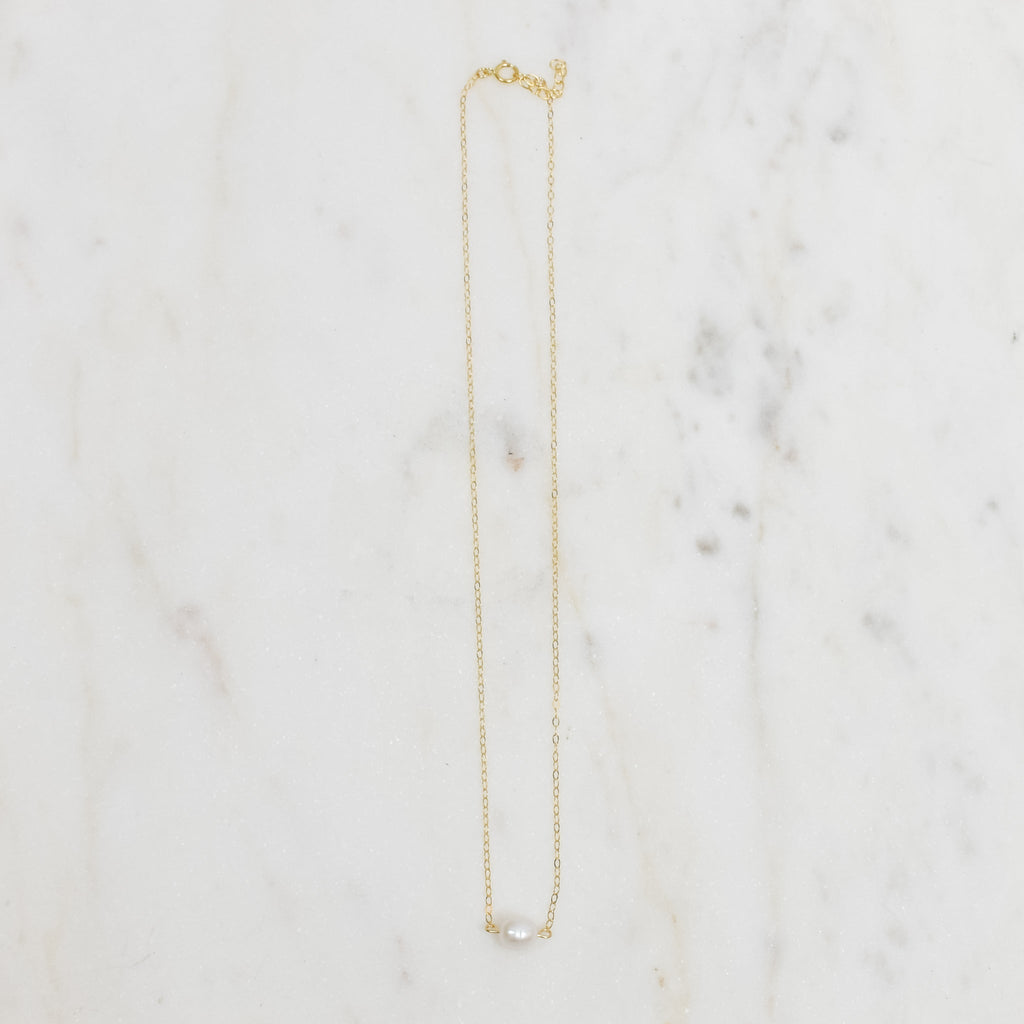 Simple Pearl Necklace