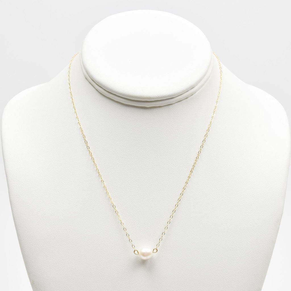 Simple Pearl Necklace